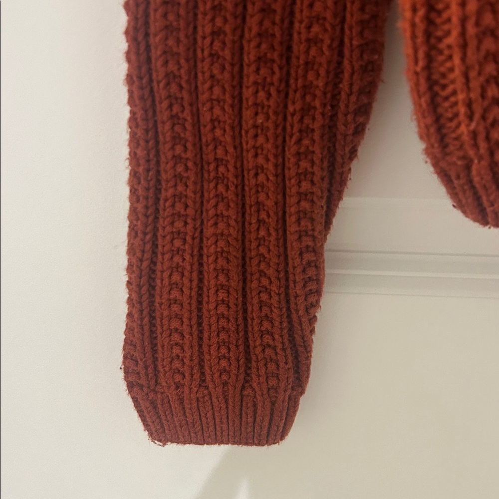 Universal Thread Brick Red / Rust colored Ribbed Sweater - Picture 4 of 5